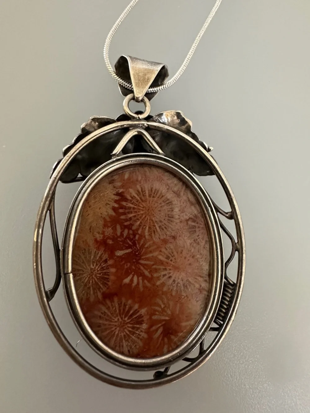 Elegant 925 Sterling silver Natural Agatized  floral Cabochon Pendant Necklace